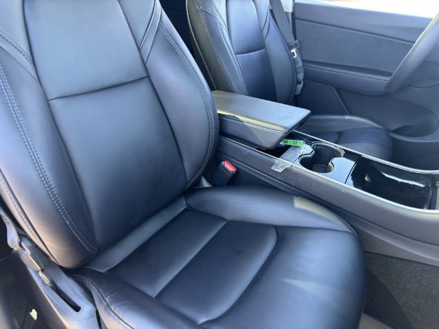 Used 2020 Tesla Model Y Long Range AWD/4WD image 10