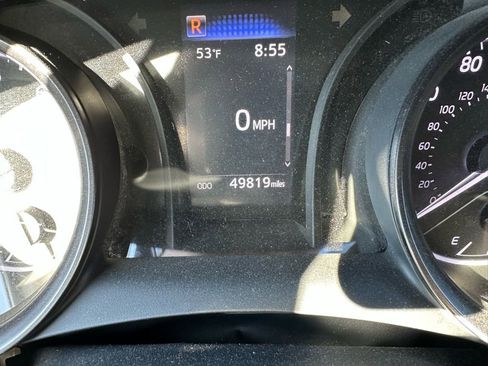 Certified 2021 Toyota Camry SE w/ Carpet Mat Package (TMS) image 11