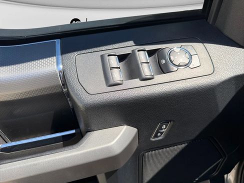 Used 2016 Ford F150 XLT w/ Equipment Group 302A Luxury image 15