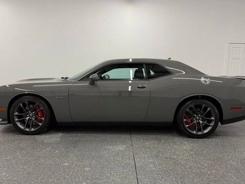 Used 2023 Dodge Challenger R/T w/ Performance Handling Group image 3