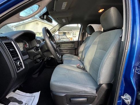 Used 2017 RAM 1500 Express image 9