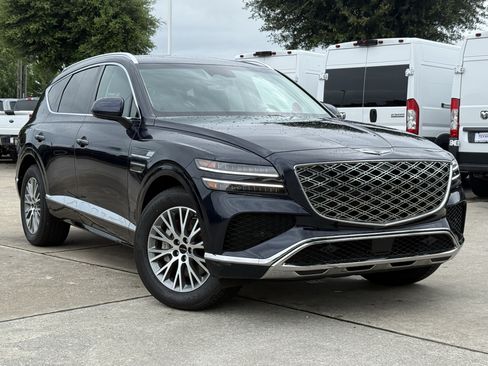 Used 2025 Genesis GV80 2.5T Standard AWD/4WD image 2