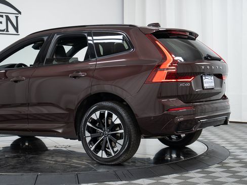 New 2026 Volvo XC60 T8 Plus w/ Climate Package AWD/4WD image 29