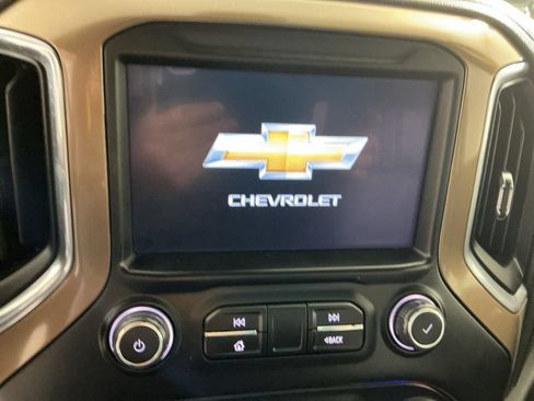 Used 2021 Chevrolet Silverado 2500 High Country w/ Safety Package II AWD/4WD image 16