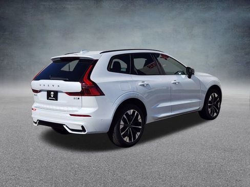 New 2026 Volvo XC60 B5 Plus w/ Protection Package Premier image 7