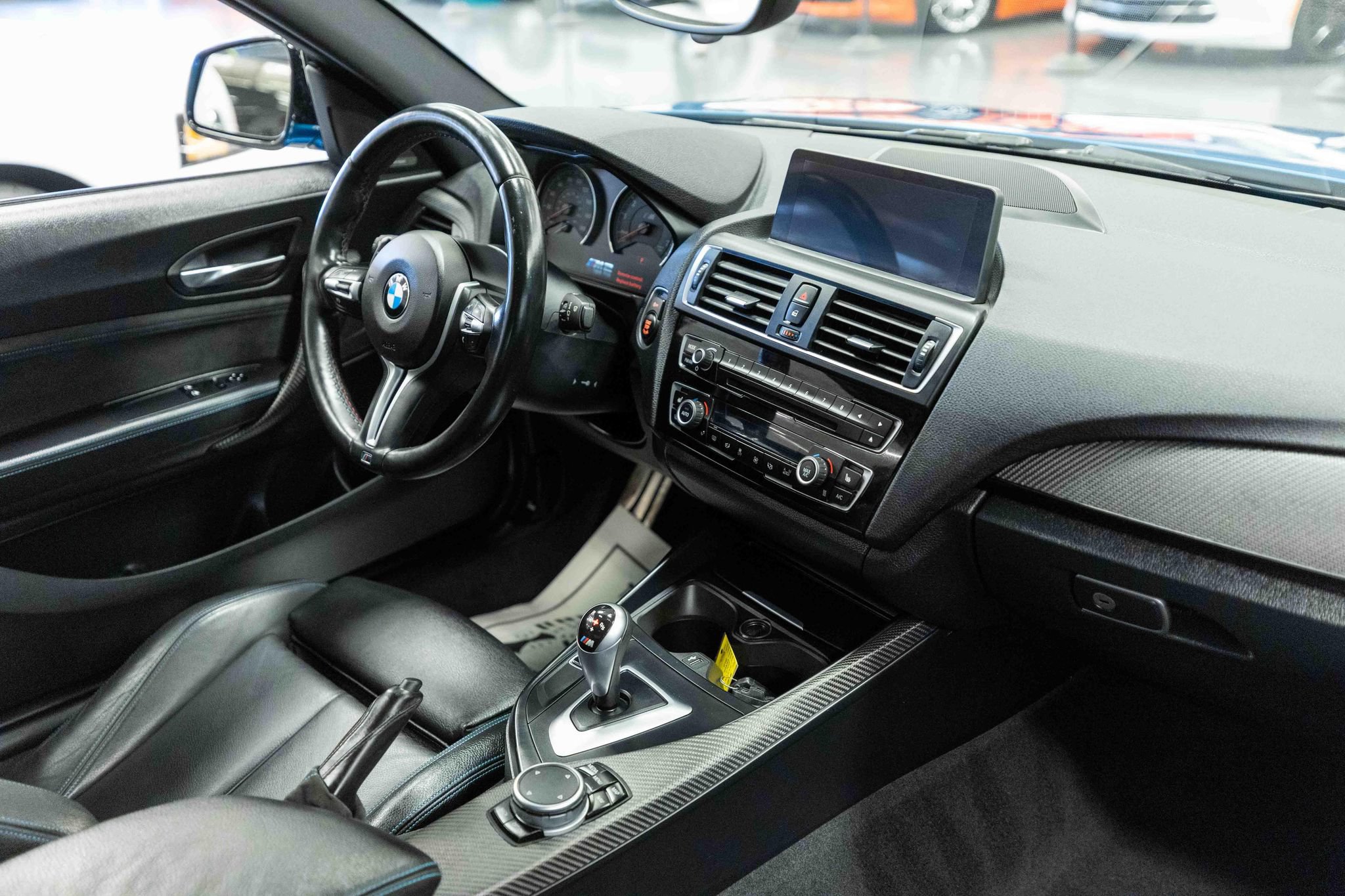 Used 2017 BMW M2 RWD image 13