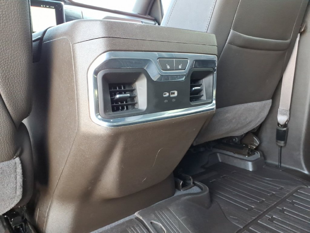 Used 2024 GMC Sierra 2500 Denali w/ Denali Reserve Package AWD/4WD image 22