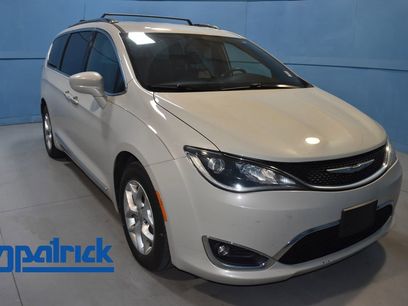 Used 2020 Chrysler Pacifica Touring-L