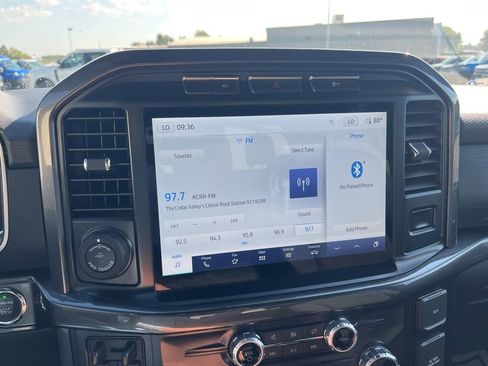 Used 2022 Ford F150 XLT w/ Equipment Group 302A High image 18