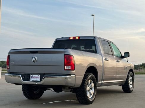 Used 2021 RAM 1500 Classic SLT image 8