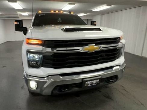 Certified 2024 Chevrolet Silverado 3500 LT w/ Safety Package AWD/4WD image 3
