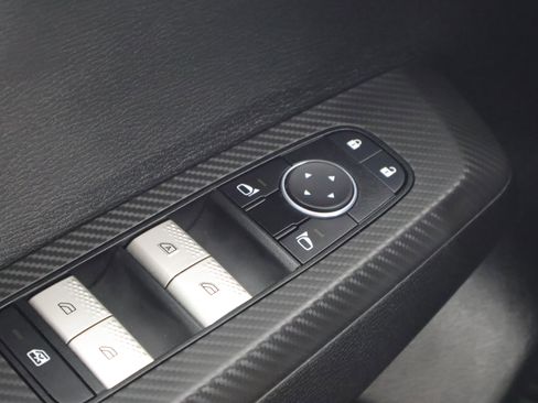 Used 2024 Mitsubishi Outlander ES image 33