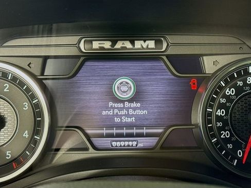 Used 2022 RAM 1500 Big Horn image 12