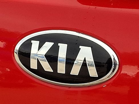 Used 2020 Kia Soul X-Line image 28