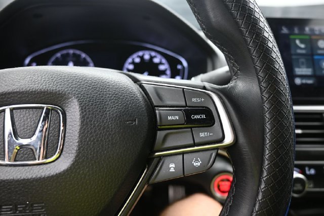 Used 2020 Honda Accord Sport image 20
