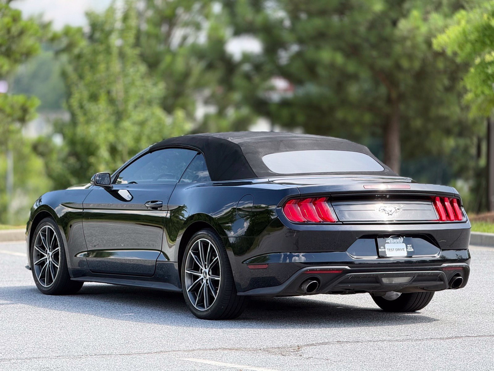 Used 2018 Ford Mustang Convertible w/ Wheel & Stripe Package RWD image 10