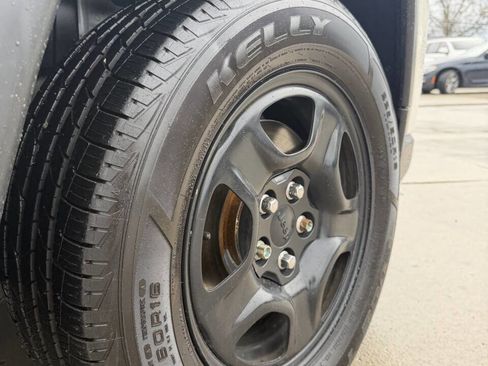 Used 2018 Jeep Compass Sport image 9