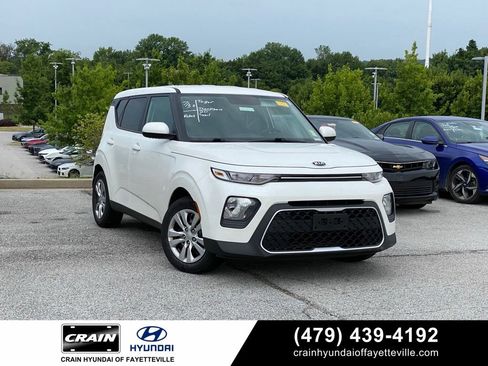 Used 2020 Kia Soul LX FWD image 1