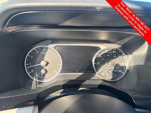 Used 2024 Nissan Pathfinder SV image 23