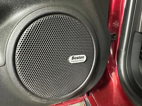 Used 2010 Chevrolet Camaro SS w/ RS Package RWD image 21