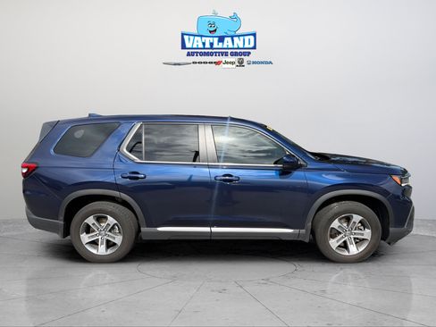 Certified 2025 Honda Pilot EX-L image 6