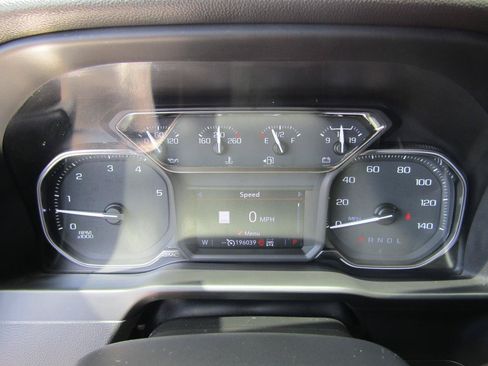 Used 2021 GMC Sierra 3500 SLT w/ SLT Premium Package AWD/4WD image 15