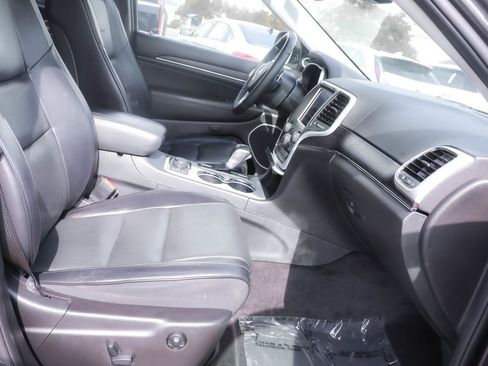 Used 2018 Jeep Grand Cherokee Summit AWD/4WD image 33
