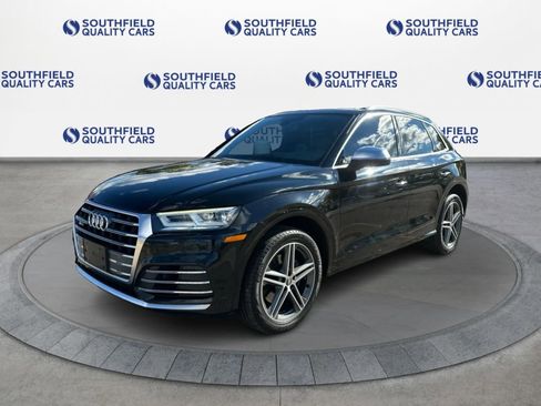 Used 2019 Audi SQ5 Premium Plus w/ Premium Plus Package AWD/4WD image 2