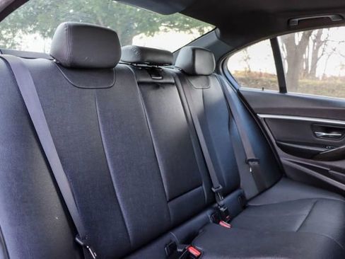 Used 2018 BMW 330i xDrive Sedan image 19