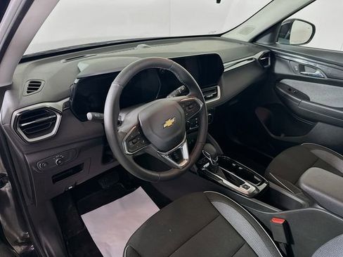 Used 2026 Chevrolet TrailBlazer LT w/ LT Cold Weather Package image 10