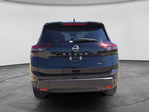 Used 2025 Nissan Rogue SV AWD/4WD image 9