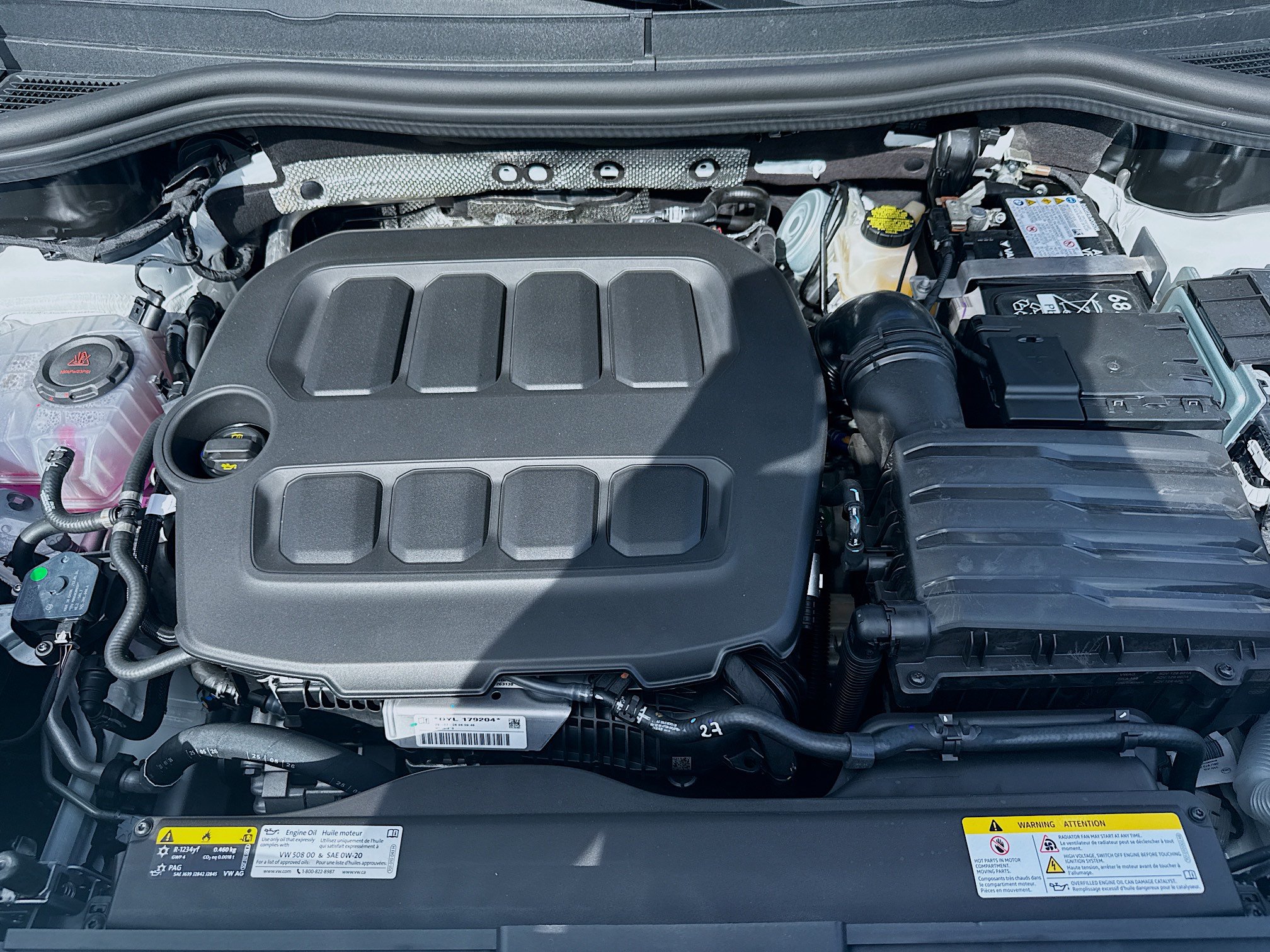 New 2026 Volkswagen Tiguan SE R-Line FWD image 25