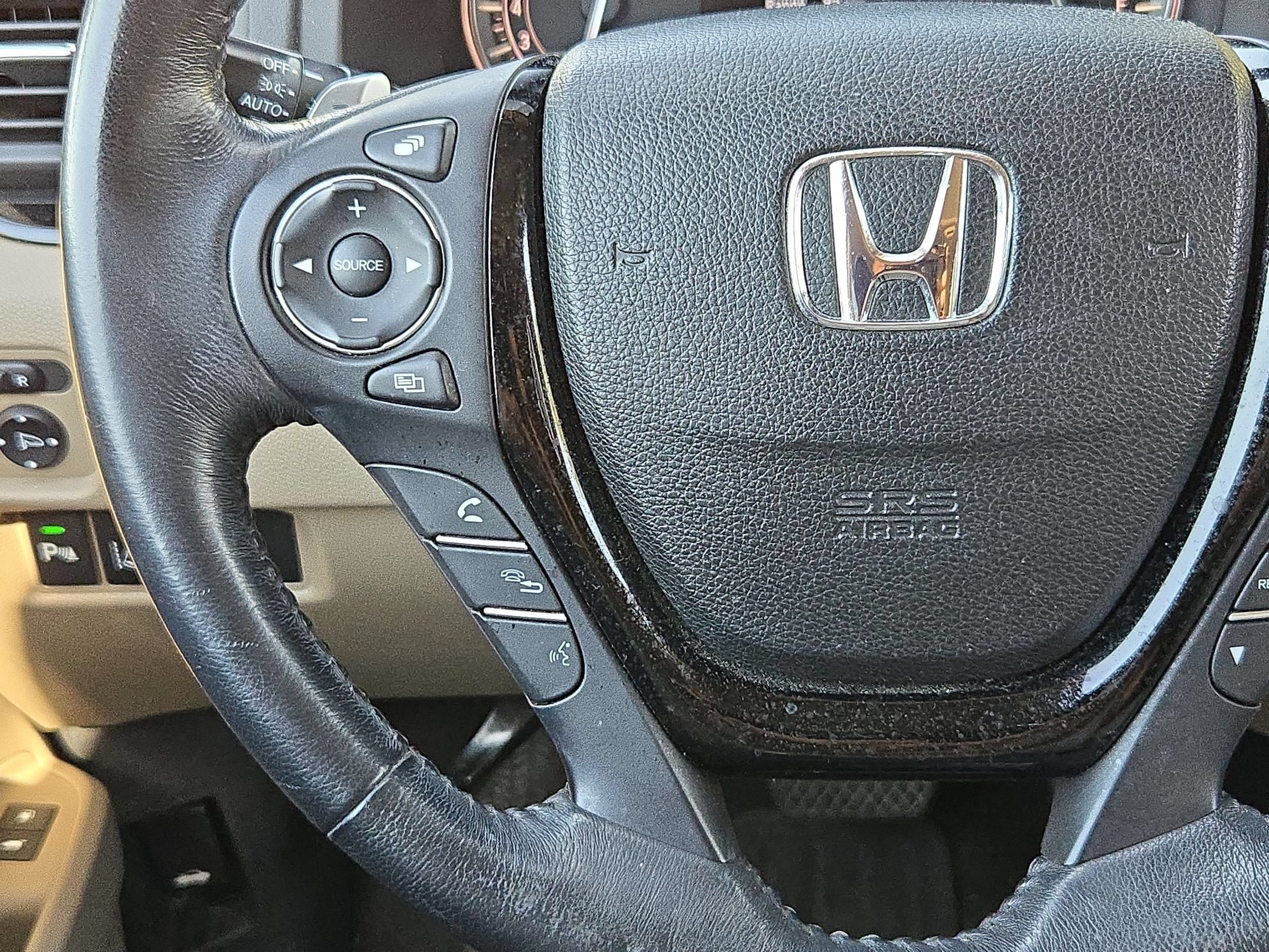 Used 2016 Honda Pilot Touring image 21