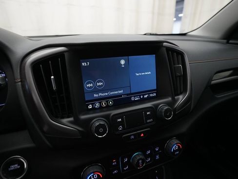 Used 2022 GMC Terrain AT4 w/ Infotainment Package II AWD/4WD image 6
