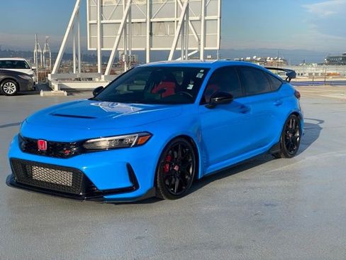Used 2024 Honda Civic Type R image 4