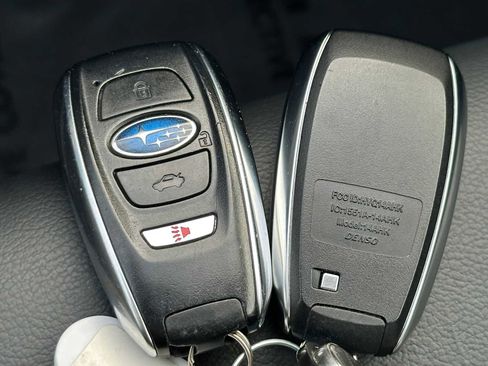 Used 2022 Subaru Crosstrek 2.5i Limited image 32