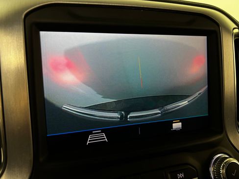 Used 2021 GMC Sierra 1500 Elevation w/ LPO, Elevation Black Package image 18