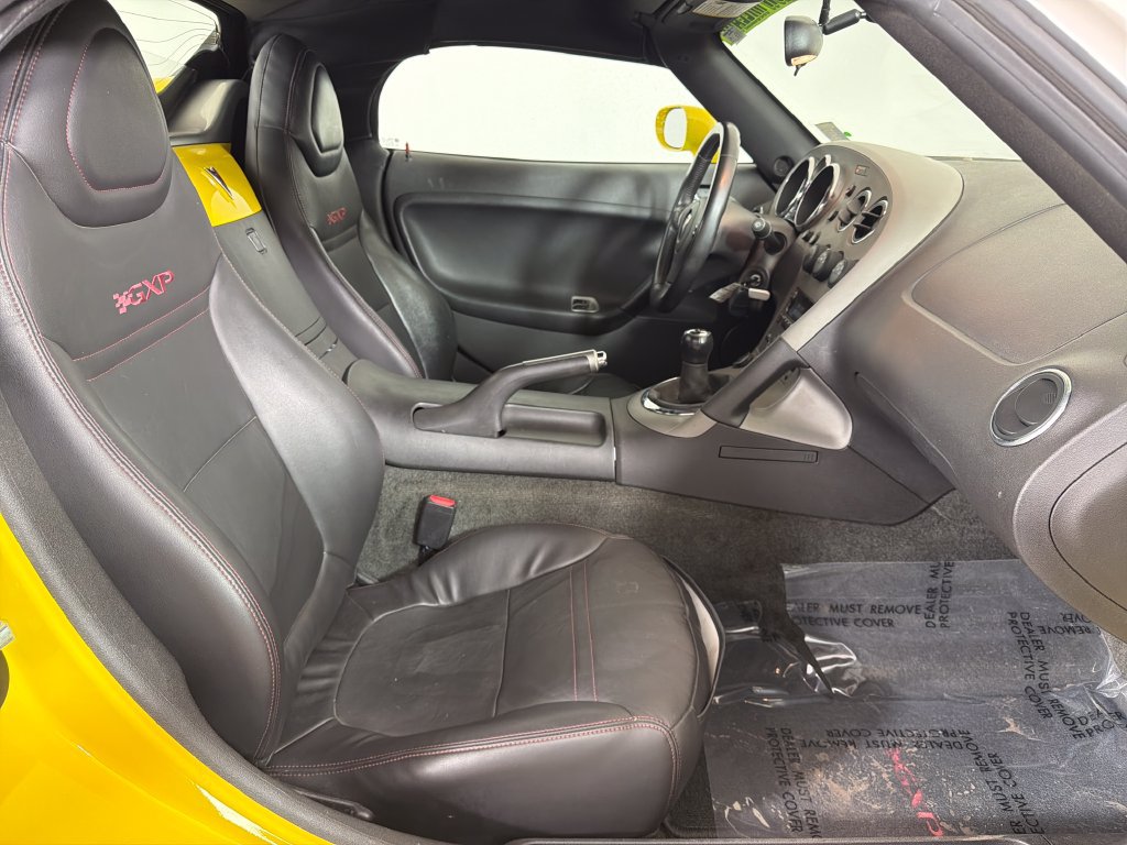 Used 2007 Pontiac Solstice GXP w/ Premium Package RWD image 15