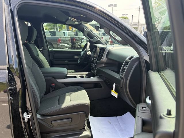 New 2026 RAM 1500 Express AWD/4WD image 27