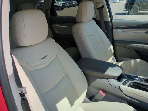 Certified 2023 Cadillac XT5 Premium Luxury w/ Technology Package image 31