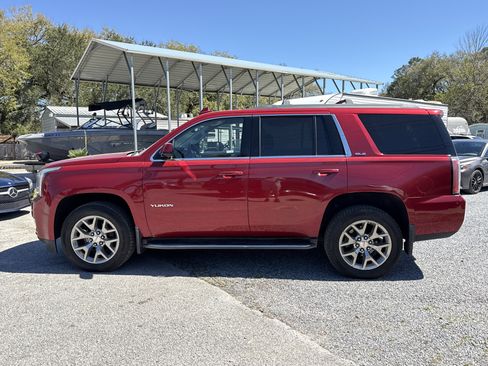 Used 2015 GMC Yukon SLE w/ Convenience Package image 2