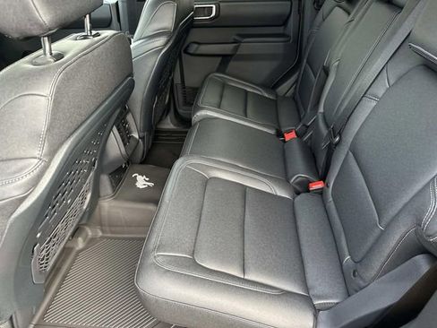 New 2025 Ford Bronco Badlands image 24