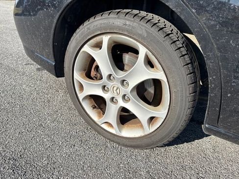 Used 2010 MAZDA MAZDA5 Sport image 9