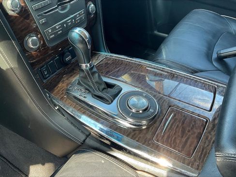 Used 2017 Nissan Armada SL image 15