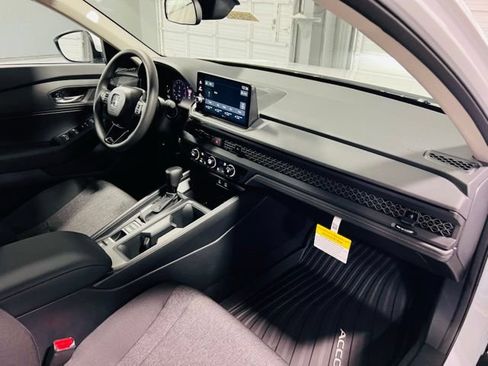 New 2026 Honda Accord LX image 30