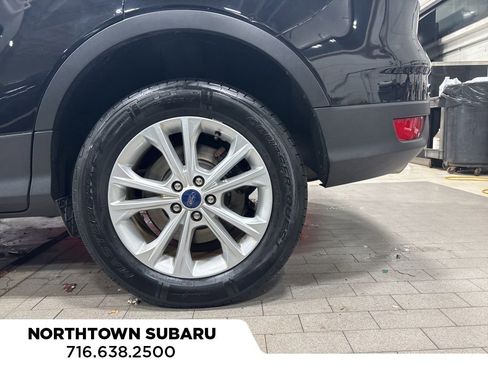 Used 2019 Ford Escape SE image 10