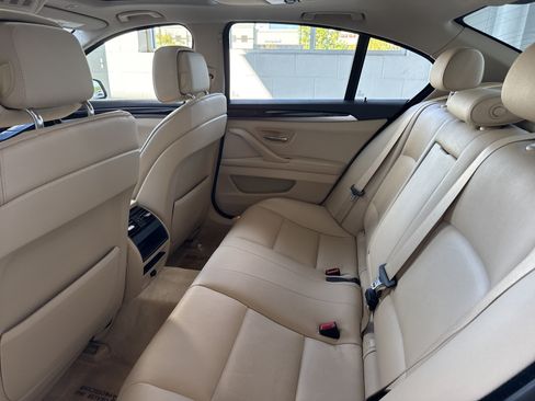 Used 2013 BMW 528i Sedan RWD image 4
