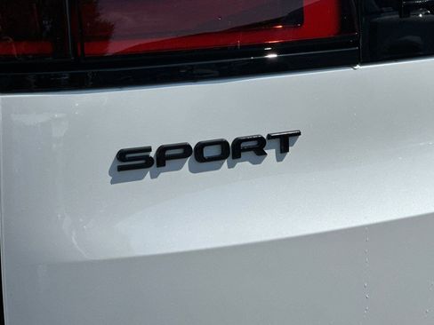 New 2026 Land Rover Range Rover Sport Dynamic SE AWD/4WD image 27