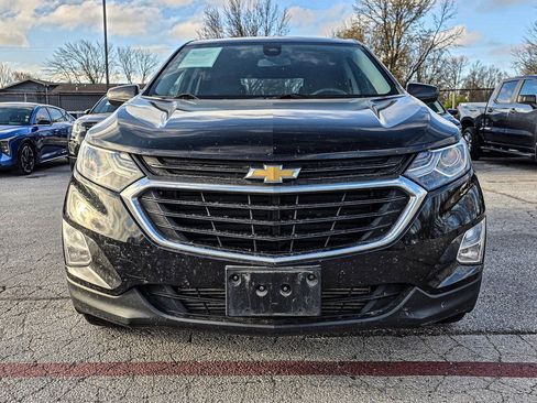 Used 2021 Chevrolet Equinox LT image 2