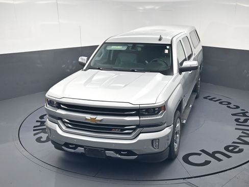 Used 2017 Chevrolet Silverado 1500 LTZ Z71 w/ LTZ Plus Package image 31